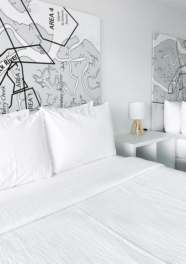 Golden Isles Inn & Suites Brunswick Esterno foto